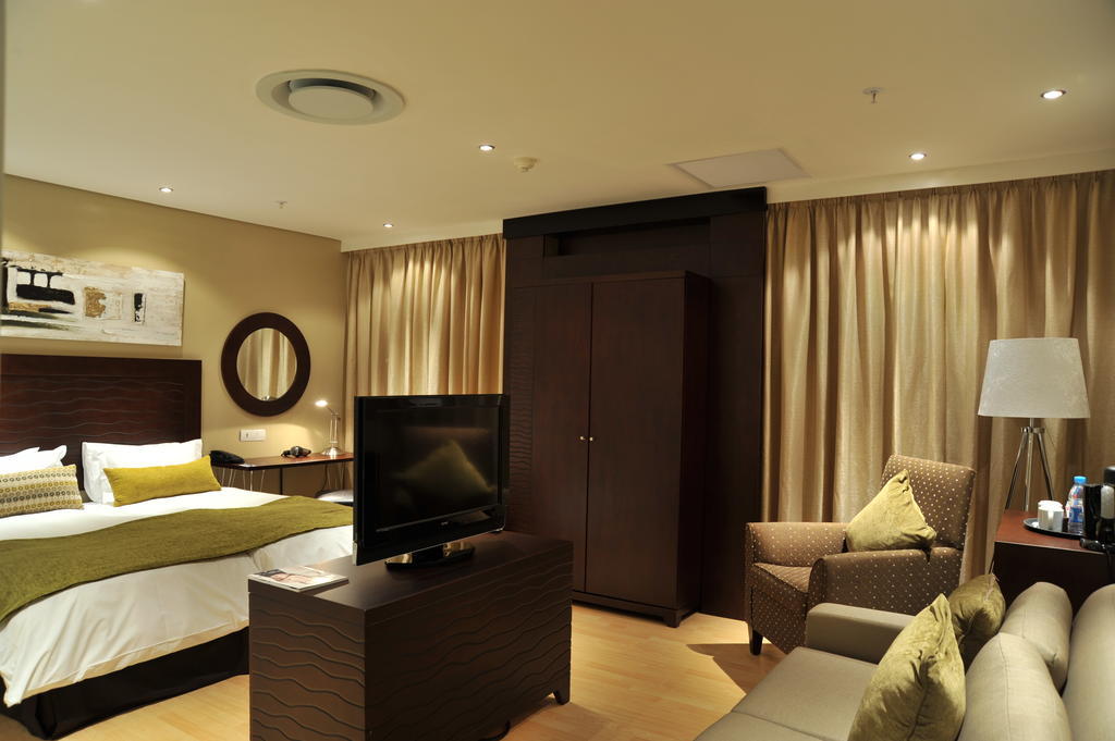 Protea Hotel By Marriott Transit O.R. Tambo Airport Kempton Park Exteriér fotografie