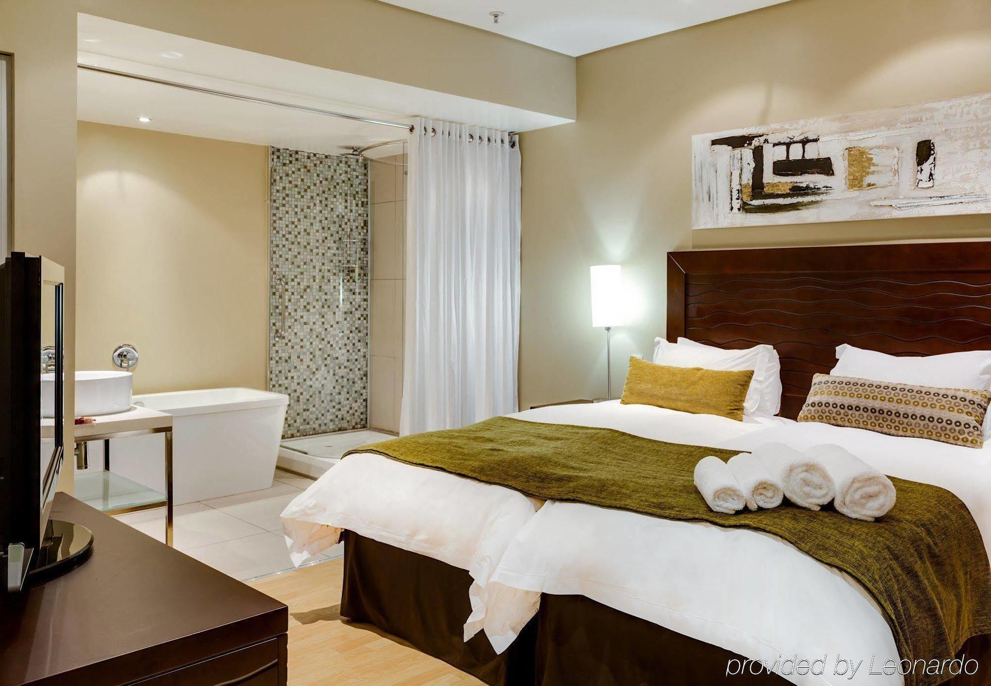 Protea Hotel By Marriott Transit O.R. Tambo Airport Kempton Park Exteriér fotografie