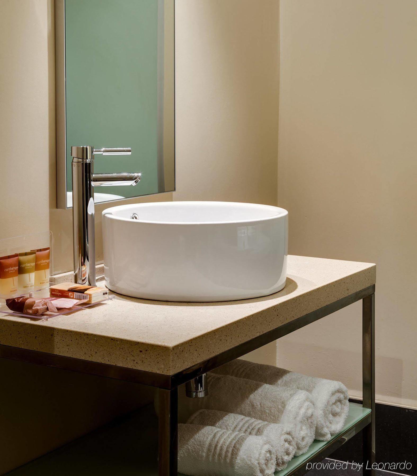Protea Hotel By Marriott Transit O.R. Tambo Airport Kempton Park Exteriér fotografie